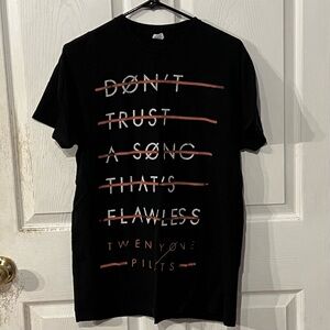 Twenty One Pilots T-Shirt Large